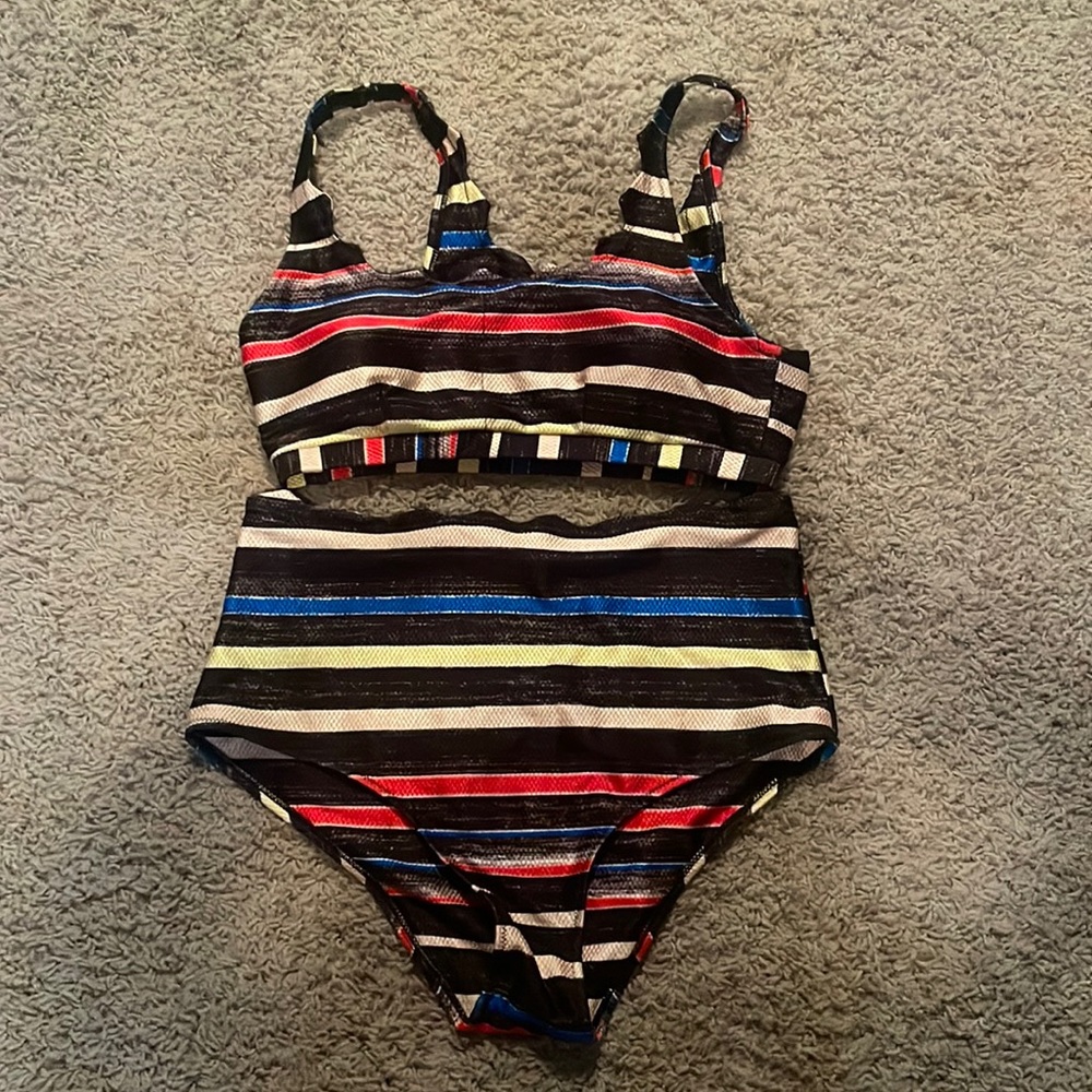 Cupshe swimsuit, size Large with padded cups, Black/Red/Blue/Yellow